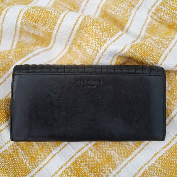 Ted Baker Black Quilted Bow Wallet - Picture 4 of 14